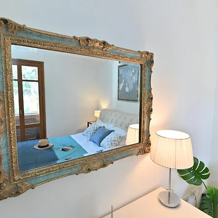 Izzhome Gallery Apartmán Pula