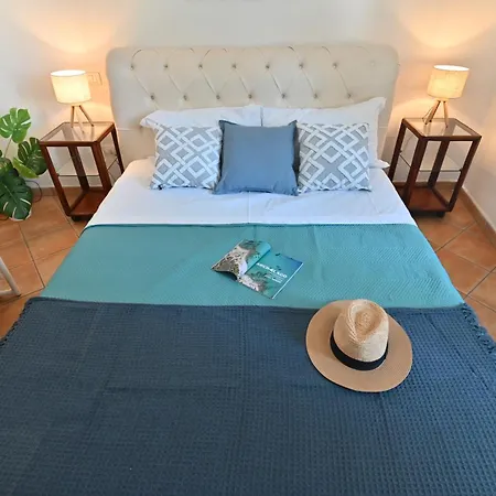 Izzhome Gallery Apartmán *